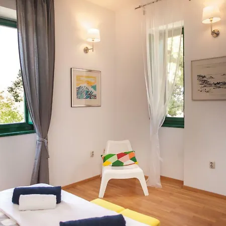 Apartment Petini *