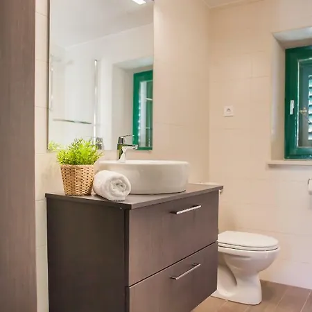 Petini Apartment Sibenik